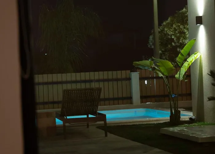 Aparthotel Palm Vrasná