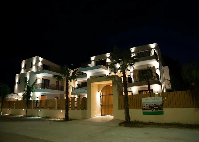 Aparthotel Palm 4*
